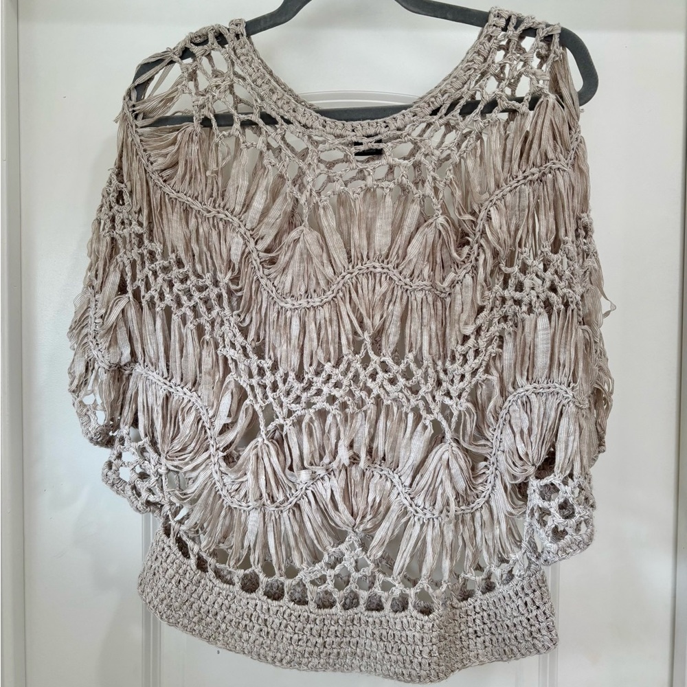 Nicole Sabbattini Beige Crochet Fringe Knit Top